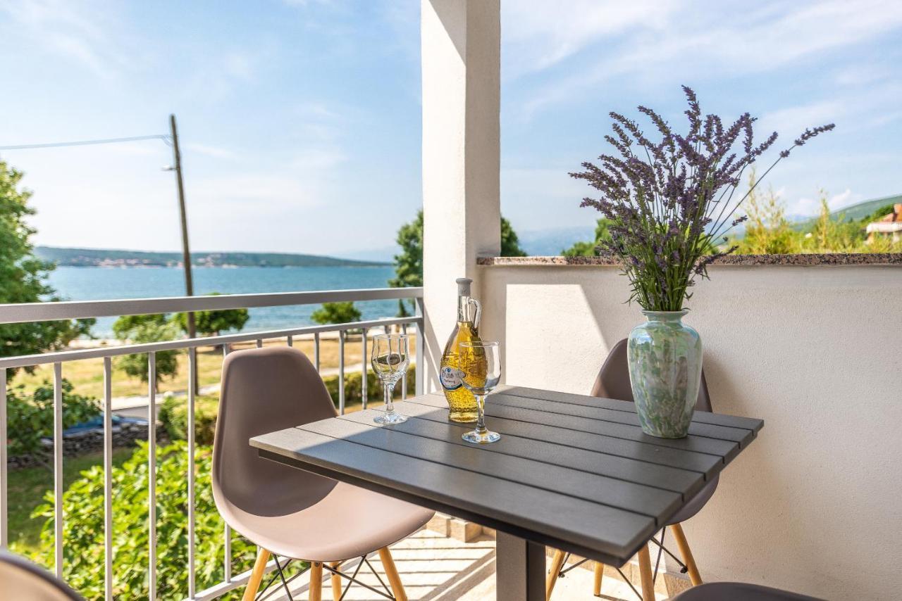 Apartmani Dupor Gornji Karin Exterior foto