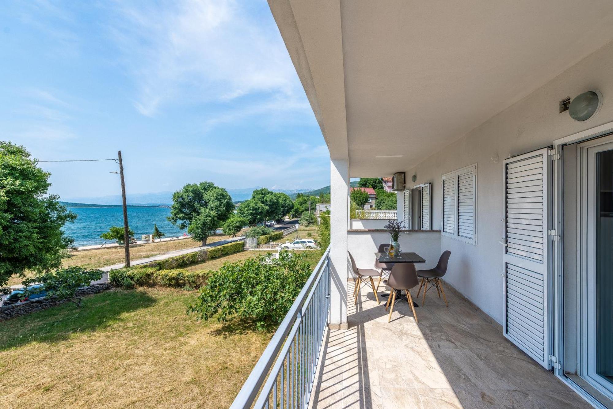 Apartmani Dupor Gornji Karin Exterior foto
